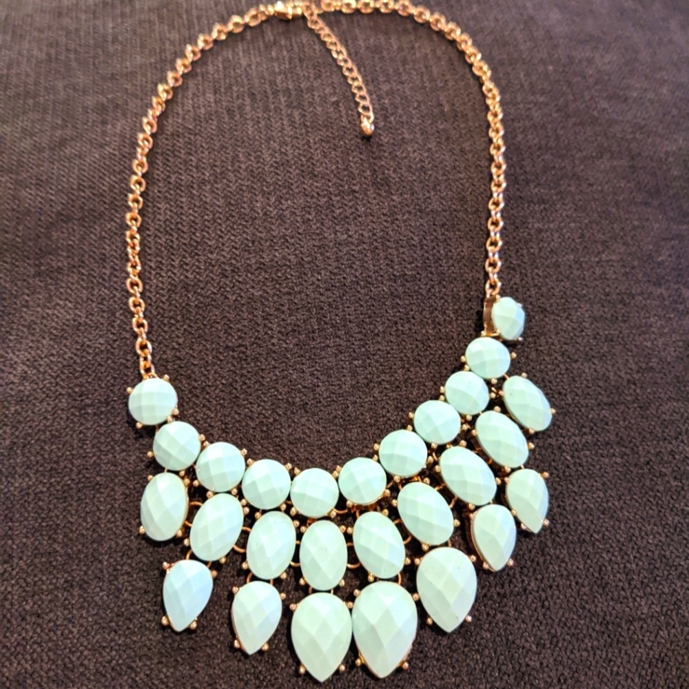 Forever 21 Turquoise Statement necklace